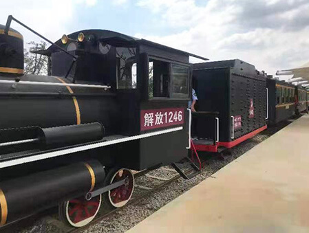 Black-retro-train-10