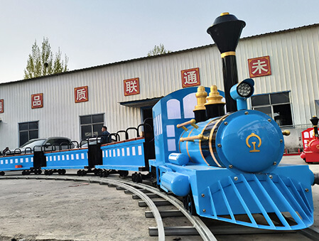 Blue-Qiqile-train-7