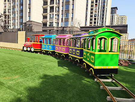 Imitation-color-train-9