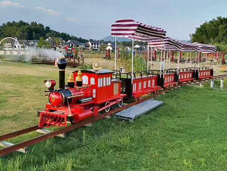 Riding-the-Joyful-Train-10