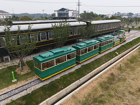Vintage-Green-Train-8